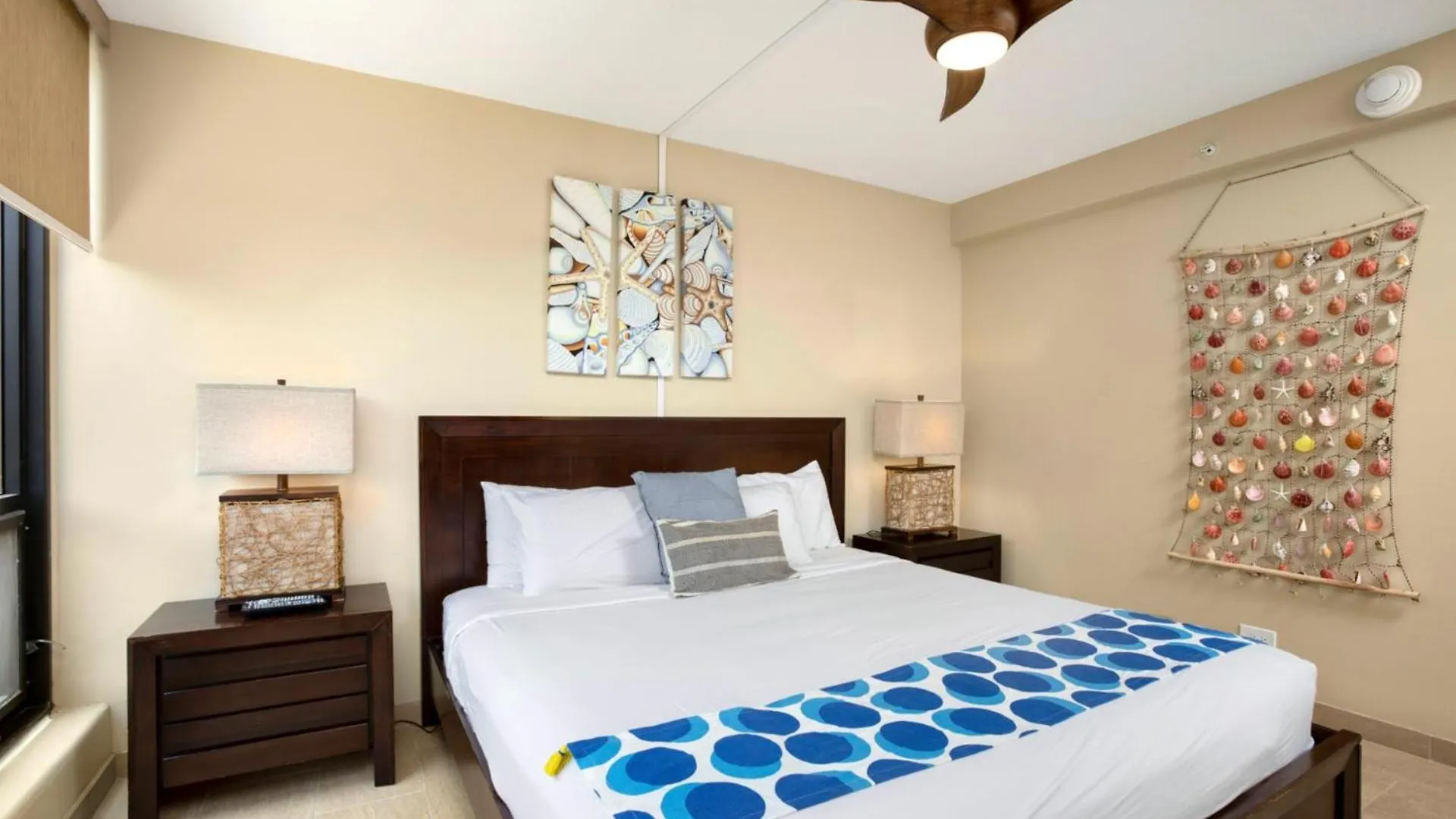 Kbm Resorts Free Car Mahana Oceanfront 2-Bedroom Condo With Beautiful Nightly Sunsets Mah-611 カアナパリ