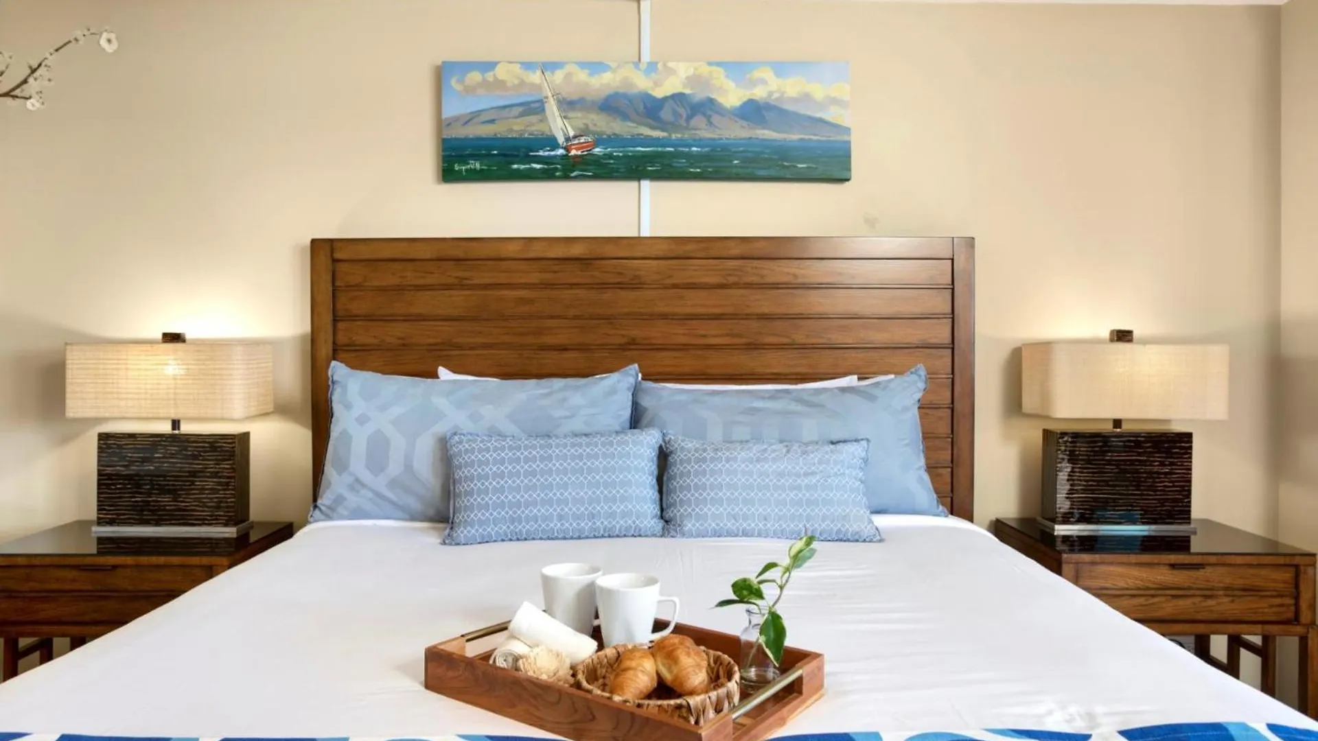 アパート Kbm Resorts Free Car Mahana Oceanfront 2-Bedroom Condo With Beautiful Nightly Sunsets Mah-611 米国